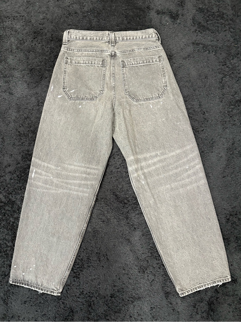 Hollister Men’s Skater Baggy Jeans-Dark Gray With Paint Detail, Distressing - Picture 3 of 4